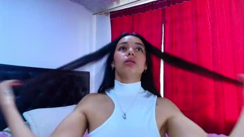 Snapshot of vallery_evanss chatting on 10.23.25 Taty independent account online show from 10.23.25