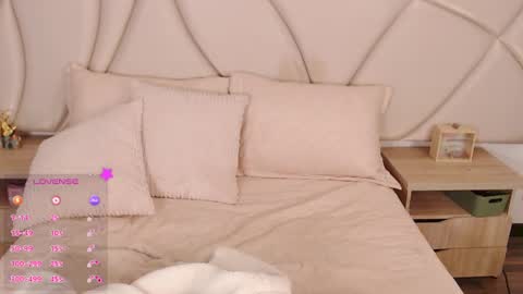 Vallery online show from 01.28.25