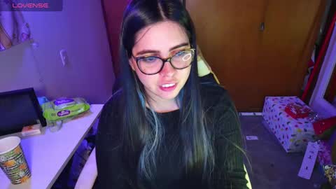 Im Violet online show from 12.23.24