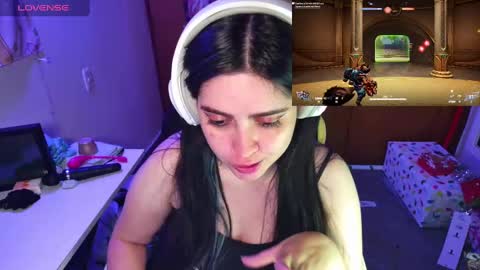 Im Violet online show from 12.23.24