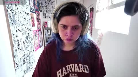 Im Violet online show from 10.12.25