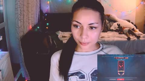 Snapshot of valorant_girl chatting on 12.18.24 Little Devil online show from 12.18.24