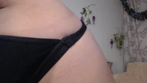 valquiria_sirgun online show from 02.03.25