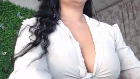 valquiria_sirgun online show from 12.14.25