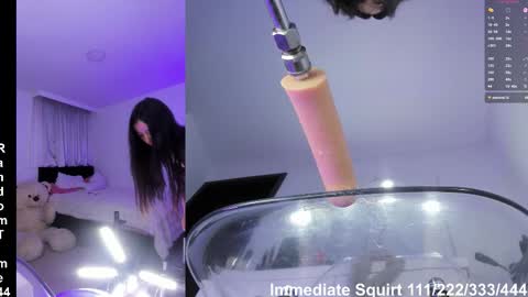 Snapshot of valuu_44 chatting on 02.26.26 Hi Im Val a freelance model. online show from 02.26.26