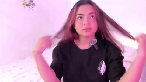 valy_shyness online show from 11.18.25