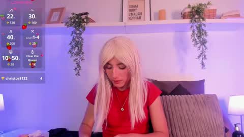 Snapshot of vampgyal chatting on 10.09.25 vamp online show from 10.09.25