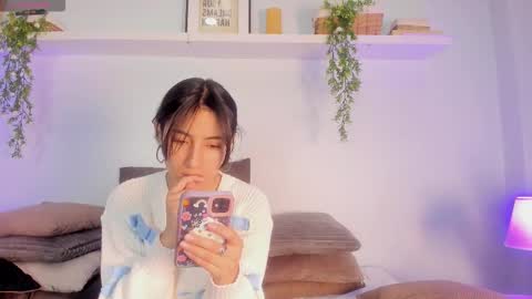 Snapshot of vampgyal chatting on 10.28.25 vamp online show from 10.28.25