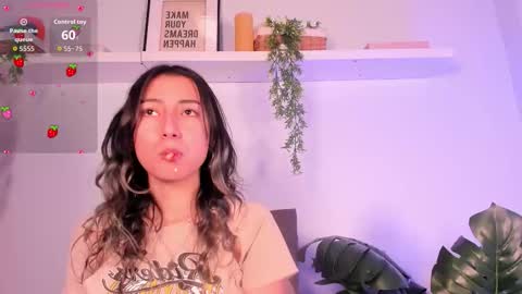 Snapshot of vampgyal chatting on 12.16.25 vamp online show from 12.16.25