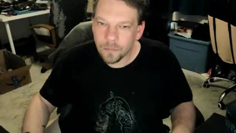 Snapshot of vandonh chatting on 11.21.25 vandonh online show from 11.21.25