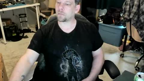 Snapshot of vandonh chatting on 02.25.26 vandonh online show from 02.25.26