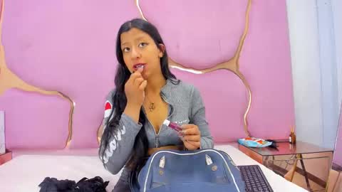 Snapshot of vanelin18 chatting on 09.26.25 Vane online show from 09.26.25