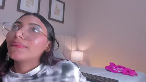 vanessa__cb online show from 06.25.26