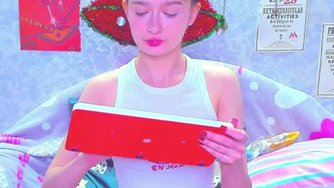 RUSSIAN BARBIE BABE online show from 12.27.24