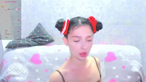 Snapshot of vanessa_florence chatting on 06.25.26 RUSSIAN BARBIE BABE online show from 06.25.26