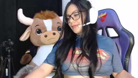 Snapshot of vanessa_wead chatting on 07.23.26 Vane Wead online show from 07.23.26