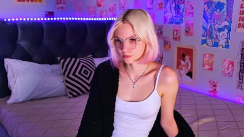 Vanessa online show from 04.09.26