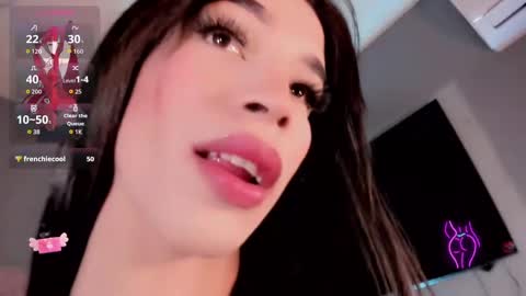 Snapshot of vanessacastroo chatting on 09.09.25 vanessacastroo online show from 09.09.25