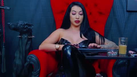 Miss Vanessa online show from 01.28.25