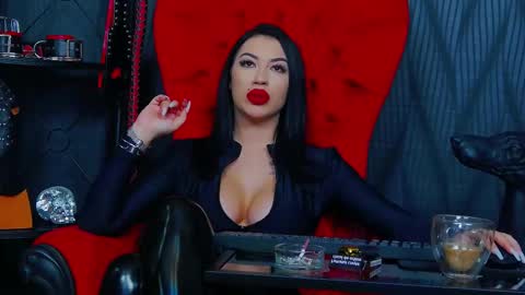 Miss Vanessa online show from 02.20.25