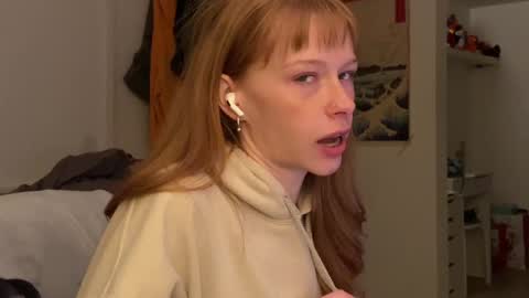 Snapshot of vanessapark chatting on 12.04.24 Vanessa online show from 12.04.24