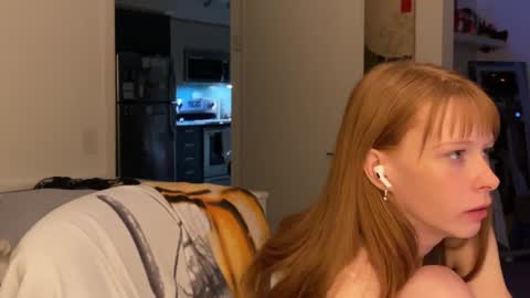 Snapshot of vanessapark chatting on 01.03.25 Vanessa online show from 01.03.25