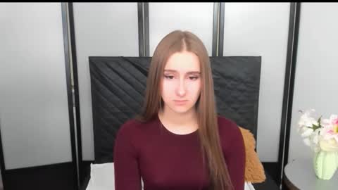 Snapshot of vanessatrue chatting on 11.27.25 VanessaTrue online show from 11.27.25