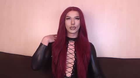 Snapshot of vanessaviperr chatting on 03.11.25 Vanessa online show from 03.11.25