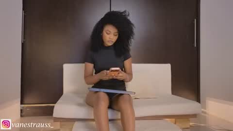 Snapshot of vanestrauss chatting on 07.13.26 New account follow me online show from 07.13.26