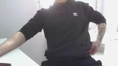 Snapshot of vanhelll chatting on 02.20.25 vanhelll online show from 02.20.25