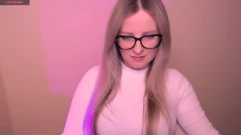 Mia online show from 03.13.26