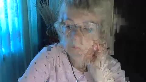 Vanillaxcreamy online show from 09.26.25