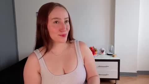 Snapshot of vanlet chatting on 10.19.25 Elizabeth online show from 10.19.25