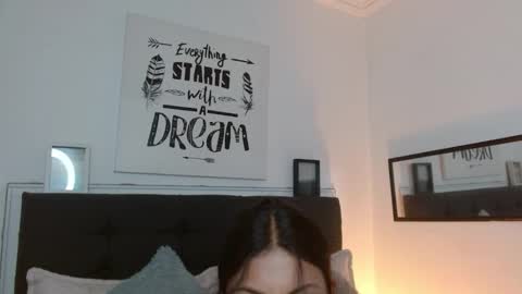 vane online show from 10.21.25