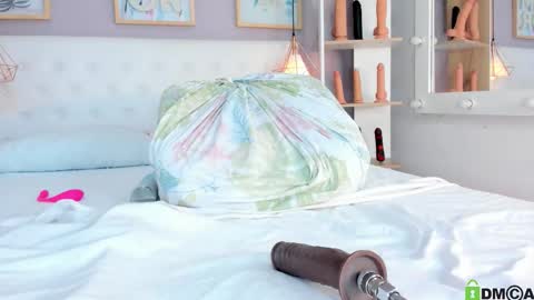 vannia smith  online show from 02.25.26