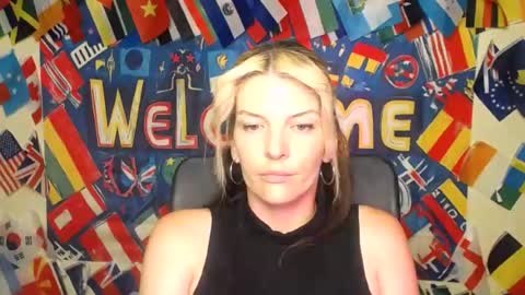 Snapshot of vanrey_ chatting on 07.10.26 Vanessa online show from 07.10.26
