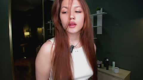 Snapshot of vanvanvibe chatting on 03.22.26 Charline online show from 03.22.26