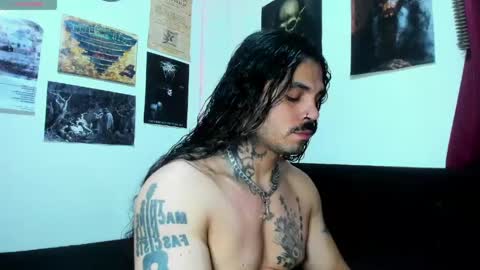 vanvelckan_ online show from 04.22.26