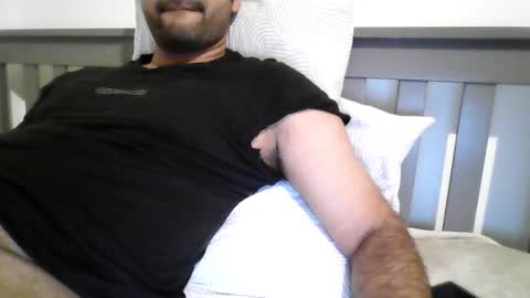 Snapshot of varghese28 chatting on 11.23.25 kerala mallu boy online show from 11.23.25