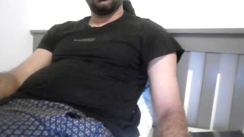 Snapshot of varghese28 chatting on 12.05.25 kerala mallu boy online show from 12.05.25