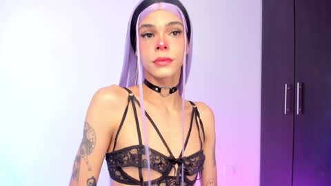 Snapshot of varya_ferreira chatting on 10.08.25 Varya Ferreira - independent model online show from 10.08.25