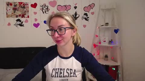 Snapshot of vasilisasii chatting on 01.22.25 Vasilisa online show from 01.22.25