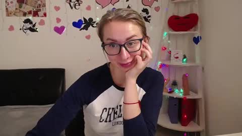 Snapshot of vasilisasii chatting on 02.12.25 Vasilisa online show from 02.12.25