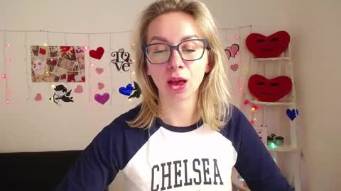 Snapshot of vasilisasii chatting on 02.22.25 Vasilisa online show from 02.22.25