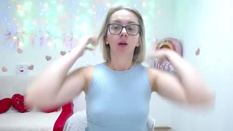 Snapshot of vasilisasii chatting on 09.12.25 Vasilisa online show from 09.12.25