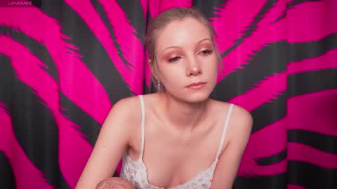 Snapshot of vasya_sylvia chatting on 09.17.25 Vasya Sylvia online show from 09.17.25