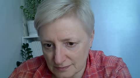 Snapshot of vea_motty chatting on 05.08.26 vea_motty online show from 05.08.26