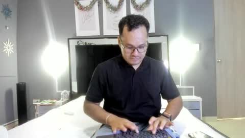 Snapshot of veci_and chatting on 01.06.26 veci_and online show from 01.06.26