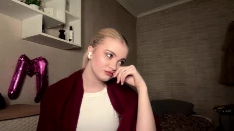 Monika online show from 01.08.26