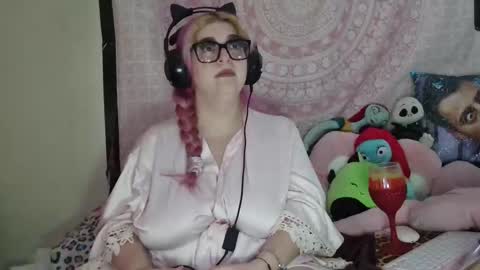 Veronica Lehane online show from 12.22.24